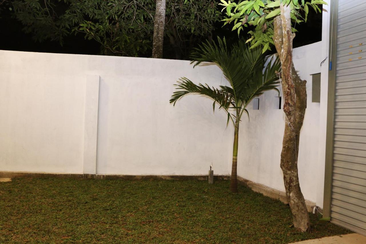 Ashford Beach Matara Esterno foto