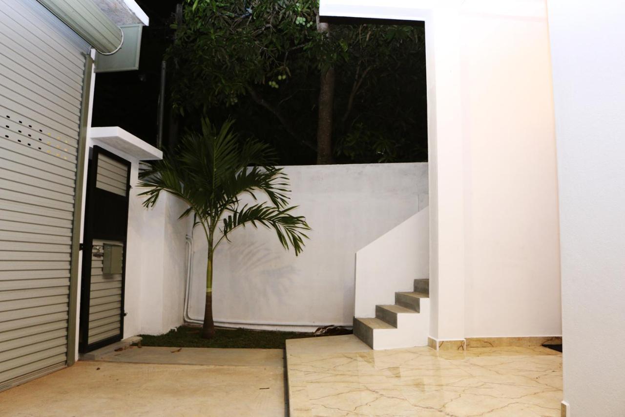 Ashford Beach Matara Esterno foto